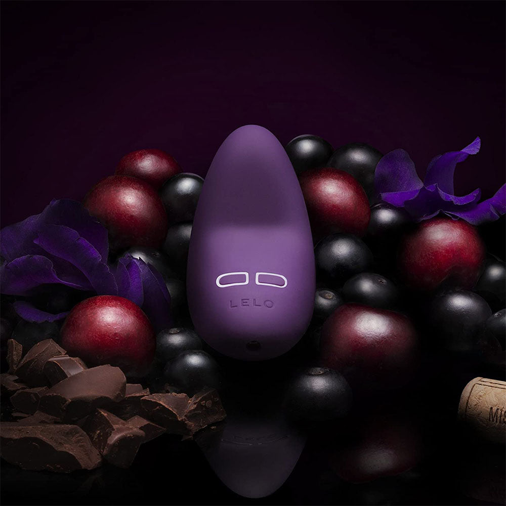 PlayBound UK adult toys & lingerie: lelo lily 2 pink rose and wisteria clitoral vibrator